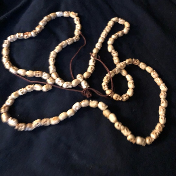 This is very rare It is bone! Real shrunken heads - Picture 2 of 6